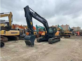 Crawler excavator HYUNDAI 225LC-9T: picture 2