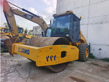 Road roller XCMG XS183J