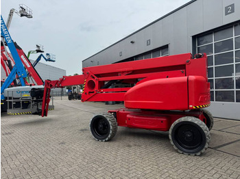 Articulated boom NIFTYLIFT