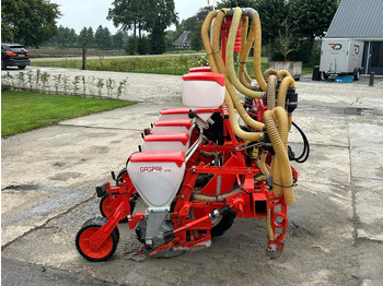 Sowing equipment Gaspardo Gaspardo SP540 Maiszaaimachine 4 rijer Zaaimachine: picture 3 Sowing equipment Gaspardo Gaspardo SP540 Maiszaaimachine 4 rijer Zaaimachine: picture 3