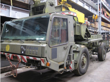 All terrain crane TADANO ATF 25