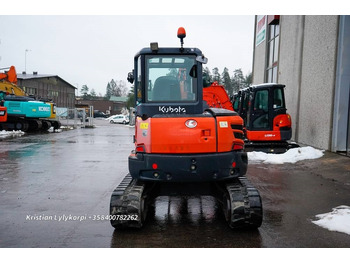 Mini excavator Kubota U48-4 kallistajalla: picture 4
