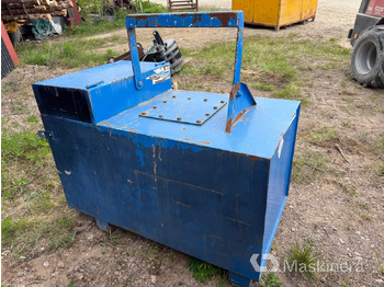Storage tank