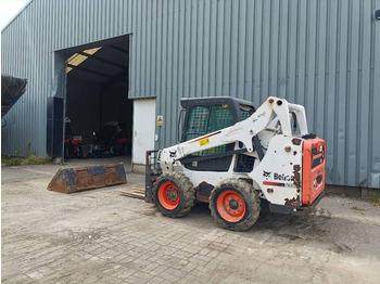 Skid steer loader BOBCAT S590