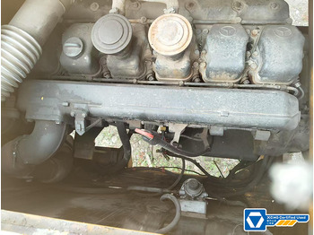 Crawler crane XCMG 500ton second hand XGC500 used hoist machine price: picture 4 Crawler crane XCMG 500ton second hand XGC500 used hoist machine price: picture 4