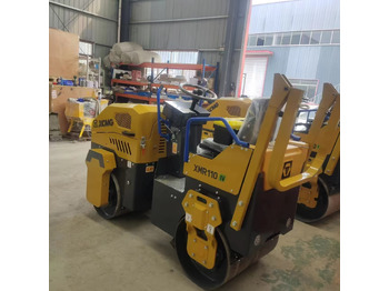 New Mini roller XCMG XMR110 1ton samll road roller hydraulic vibratory compator price: picture 3