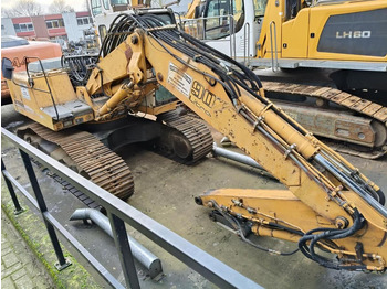 Crawler excavator LIEBHERR R 900