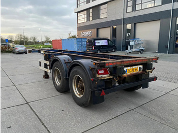 Container transporter/ Swap body semi-trailer Krone SZF18 / 20 FT Container Chassis / SAF: picture 3