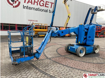 Articulated boom JLG