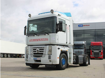 Tractor unit RENAULT Magnum 440