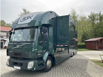 Horse truck VOLVO FL6