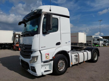 Tractor unit MERCEDES-BENZ Actros 1845