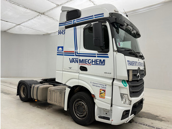 Tractor unit Mercedes-Benz Actros 1842: picture 3
