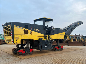 Asphalt machine BOMAG