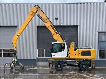 Waste/ Industry handler LIEBHERR LH 30 M
