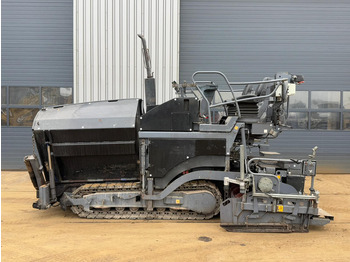 Asphalt paver VÖGELE