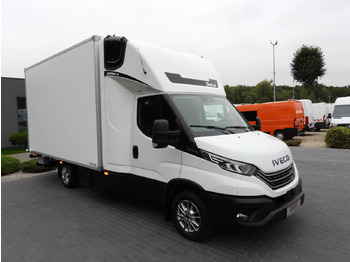 Box van IVECO DAILY 35S18 BOX HI-MATIC LIFT 8 PALLETS CRUISE CONTROL NAVIGATION LED LIGHTS PNEUMATICS AUTOMATIC TRANSMISSION HI-MATIC AIR CONDITIONING  180HP: picture 4