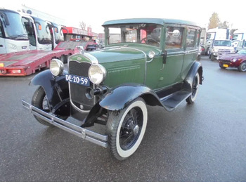 Hatchback FORD