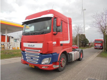 Tractor unit DAF XF 440