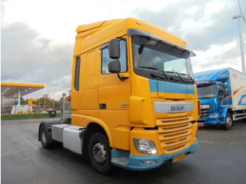 Tractor unit DAF XF 440: picture 3