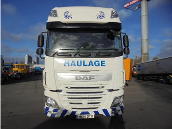 Tractor unit DAF XF 460 6X2 EUR6 RHD: picture 2