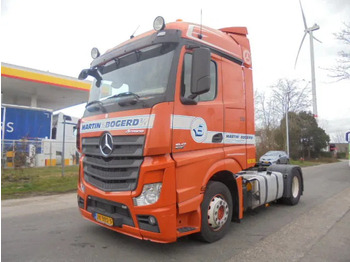Tractor unit MERCEDES-BENZ Actros 1842