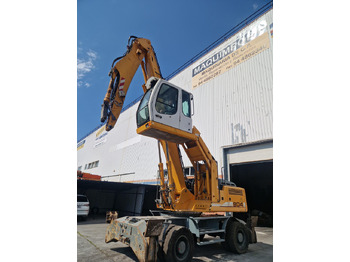 Waste/ Industry handler LIEBHERR A904C (2010): picture 5 Waste/ Industry handler LIEBHERR A904C (2010): picture 5