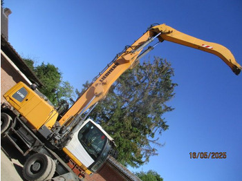 Waste/ Industry handler LIEBHERR LH 30 M