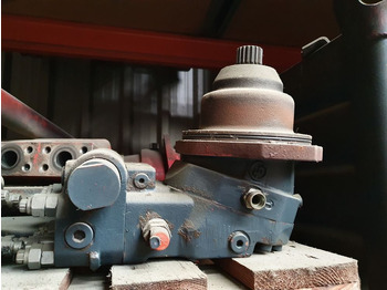 Hydraulic motor for Excavator MOTOR DE TRASLACION PARA O&K RH16: picture 2