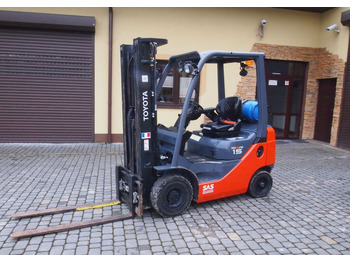 LPG forklift TOYOTA FGF 15