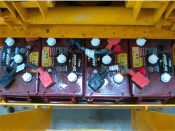 Scissor lift Haulotte Compact 12: picture 5