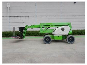 Articulated boom NIFTYLIFT