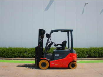 Electric forklift TOYOTA