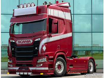 Tractor unit SCANIA R 450