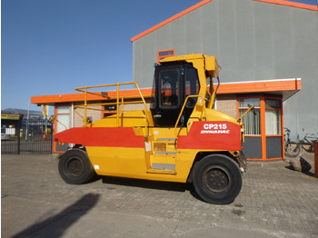 Pneumatic roller HITACHI