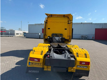 Tractor unit Scania R520 V8 / ENGINE RUNNING / RETARDER / HYDRAULICS / NL TRUCK / LIFT+LENKACHSE / ONLY:717000 KM / EURO-6 /2015: picture 4