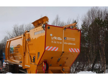 Garbage truck body
