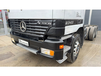 Cab chassis truck Mercedes-Benz Actros 3331 B 6x4 chassis - big axle: picture 2 Cab chassis truck Mercedes-Benz Actros 3331 B 6x4 chassis - big axle: picture 2