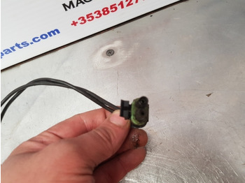Electrical system Case 5140, 5120, 5130, 5140, 5150 Pressure Switch 144467a2: picture 4