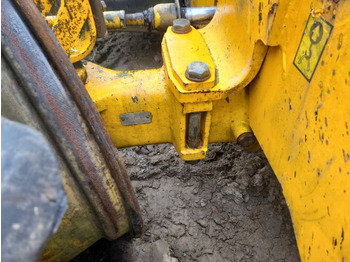 Front axle JCB