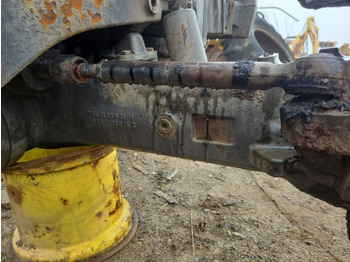 Front axle for Agricultural machinery Valtra T174ea Front axle housing rhs  755.01.059.61: picture 2