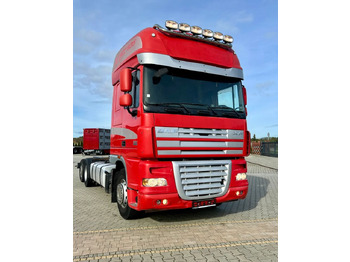 Cab chassis truck DAF XF 105 510