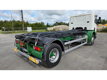 Cable system truck Scania P94 4X2 220: picture 3 Cable system truck Scania P94 4X2 220: picture 3