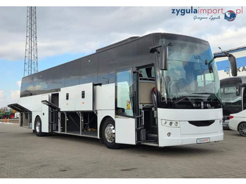 Coach VAN HOOL