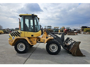 Loader Volvo L30B: picture 4