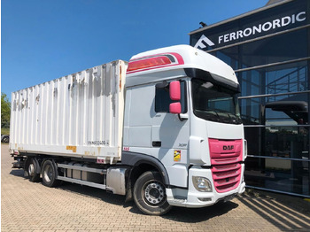 Container transporter/ Swap body truck DAF XF 450