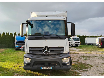 Refrigerator truck Mercedes-Benz Antos: picture 3 Refrigerator truck Mercedes-Benz Antos: picture 3