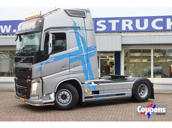 Tractor unit VOLVO FH 540