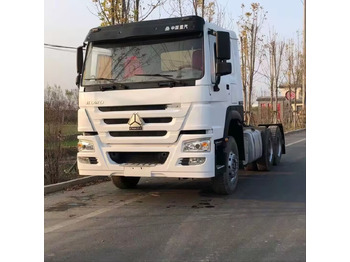 Tractor unit SINOTRUK HOWO