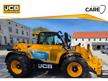 Telescopic handler JCB